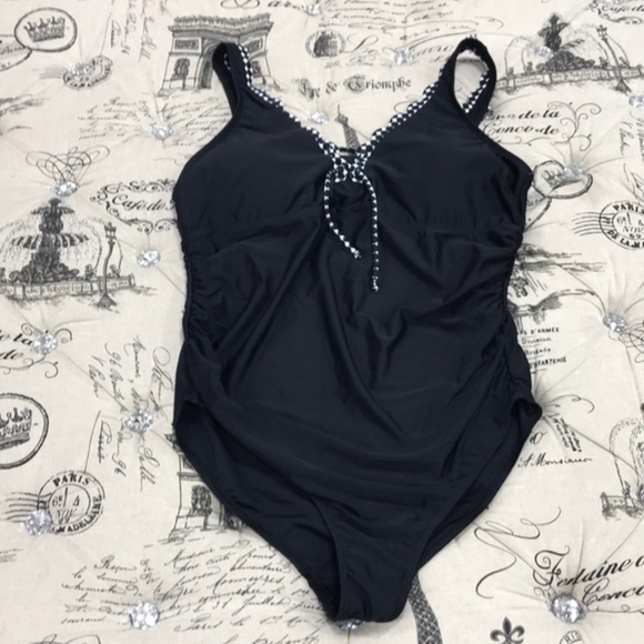 Kimi & Kai Greta Maternity Swimsuit - Picture 3 of 6
